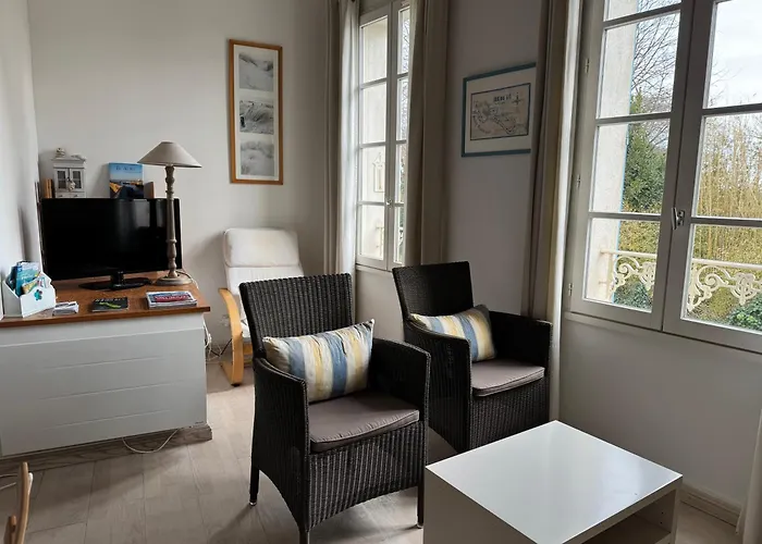 ღ Atgier - Au cœur du port, Spacieux et Wifi *