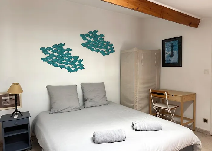 Appartement ღ Atgier - Au cœur du port, Spacieux et Wifi *